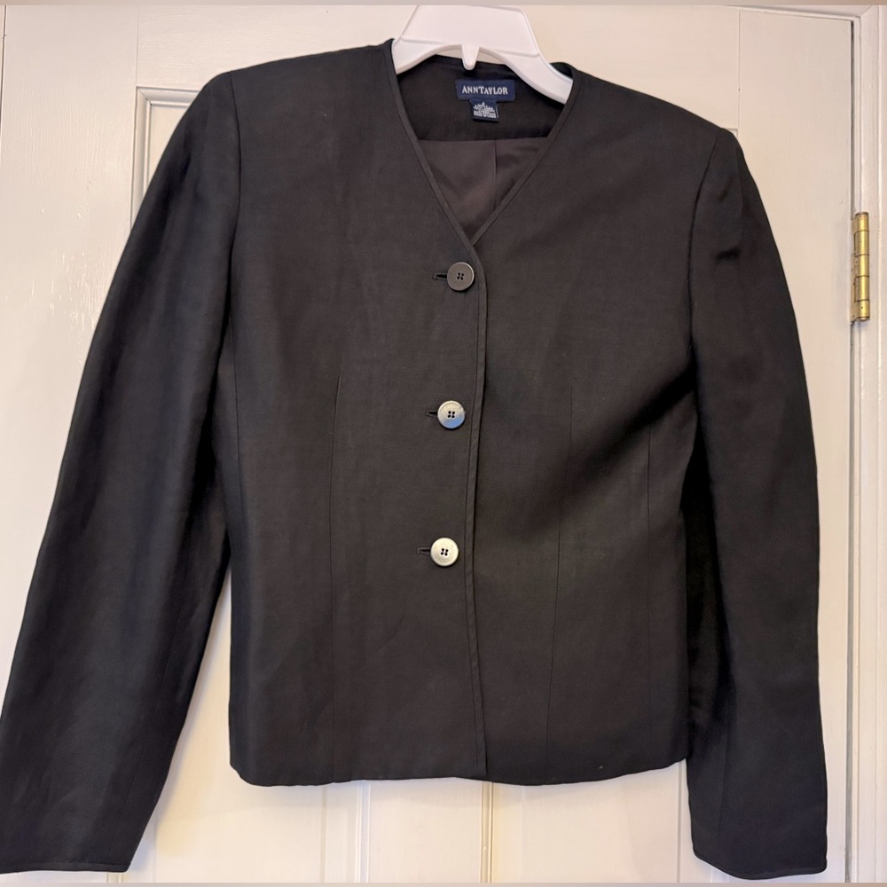 Ann Taylor‎ Black Blazer Sleek Suit Jacket